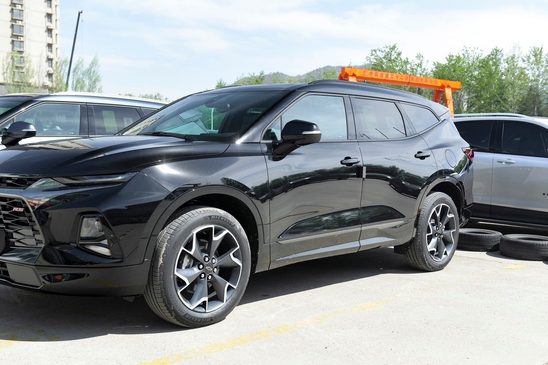 美系又一“降价王”，比汉兰达大一圈，标配主动降噪，跌至17万