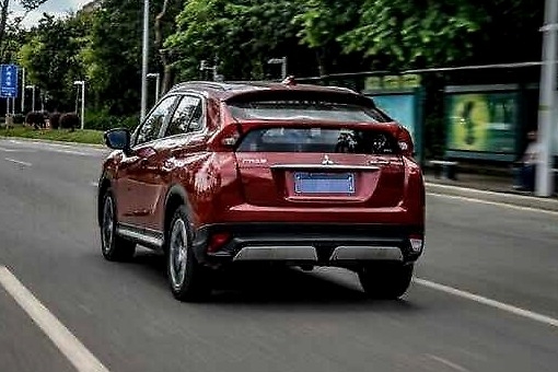 热门日系车型对比，奕歌、C-HR谁的运动性更受欢迎？