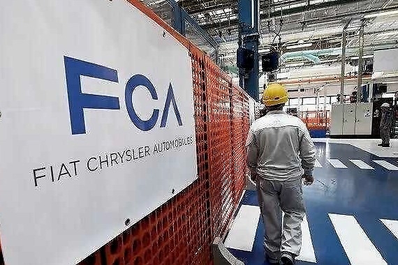 “哭穷”要贷款vs派发巨额股息，疫情下世界汽车巨头深陷风波