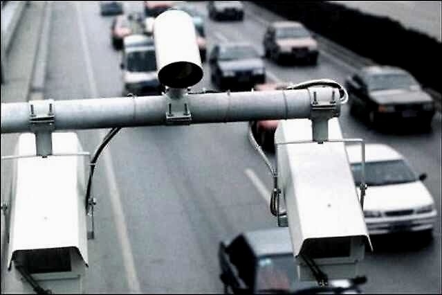 车停着被刮了，找不到肇事人该怎么办？用这3招对方主动赔