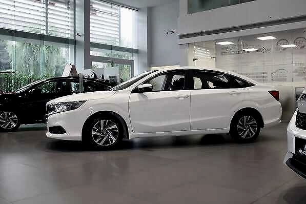 本田凌派“闷声发大财”，降至7w左右月销破万，空间胜过朗逸轩逸