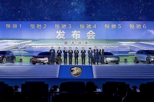 “新能源车是有钱人做的”，曹德旺的话很酸爽，很直接，但在理