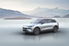 2020广州车展：零跑C11广州车展全球首秀