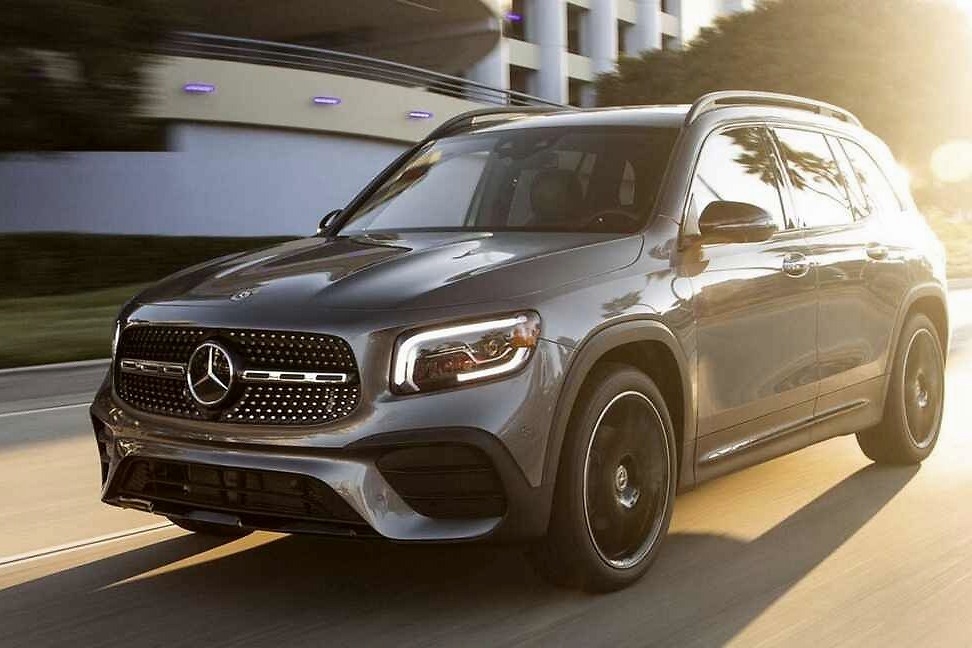 别再喷1.3T了！最小号奔驰7座SUV放大招，一般人惹不起！