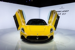 玛莎拉蒂全新家族上市，绝尘黄MC20中国首秀