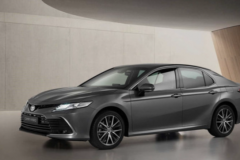 丰田新款凯美瑞官图发布，细节设计有所调整