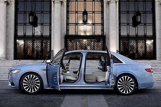 美系旗舰正式宣告停产！车长5.1米，前后对开门，总统级座驾无人识