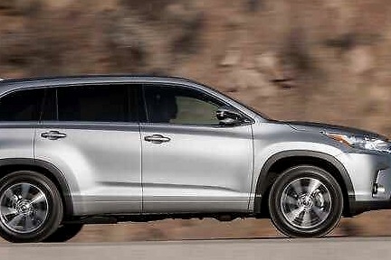 全新国产汉兰达下线 你大爷依旧是你大爷 加价还买不到