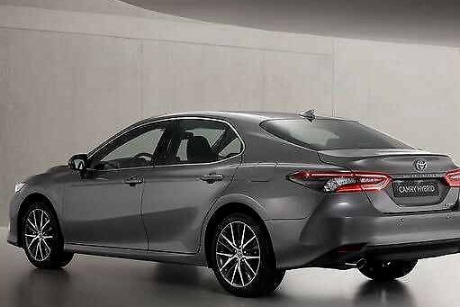 丰田凯美瑞更新，这回内饰终于稳了