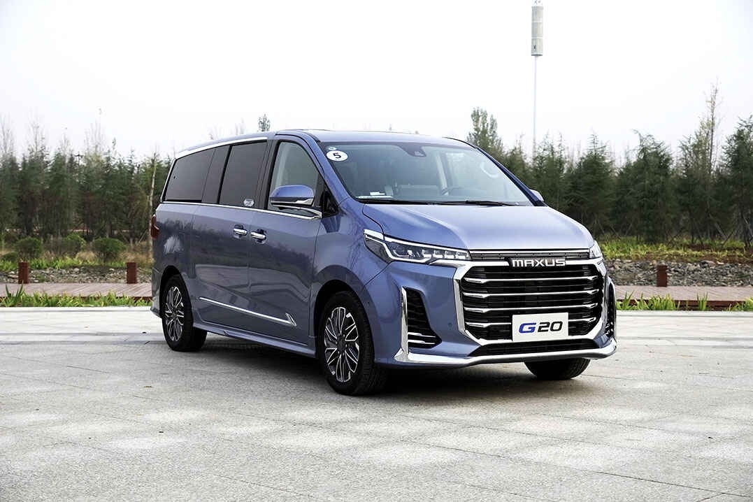 大！大！大空间！这辆配2.0T+8AT的新车售价18万多起，很巴适！