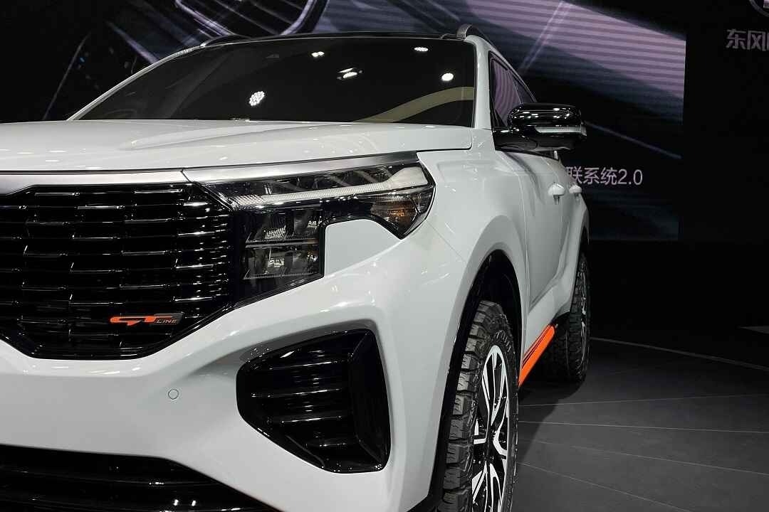 起亚打出“王炸”！全新SUV造型硬派，1.5T爆发200马力