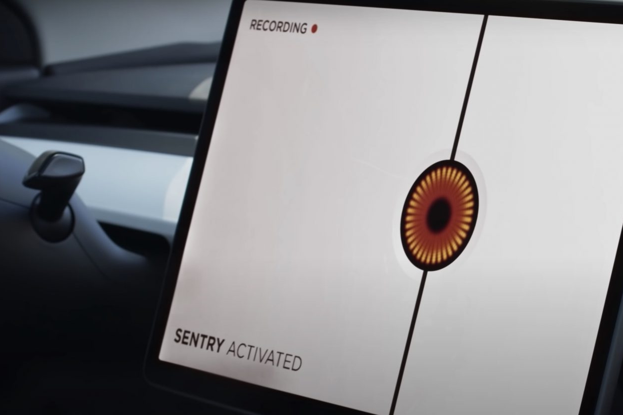 特斯拉哨兵模式或将具备远程摄像头查看功能