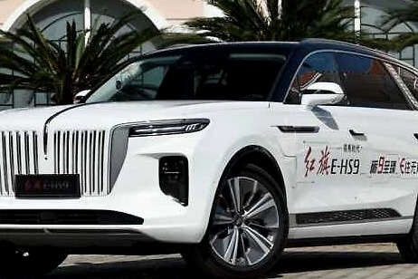 国产豪华SUV再添虎将，红旗这真是要一豪到底！