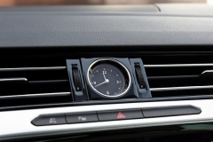 迈腾下探3.6万，新车起售15.09万，卖得比凯美瑞火，月销近2万台