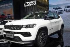 1.4T+9AT+四驱，15万起新款Jeep真要认真做车了？