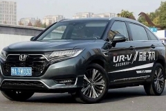 说真的，这车的后排空间同级前二，动力还强！