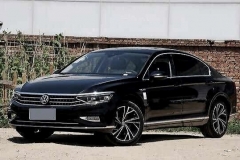 德系迈腾PK日系亚洲龙，20多万的预算，究竟如何选择？