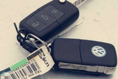 随手丢掉汽车钥匙上随带的小纸条会很麻烦