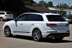 百公里加速4秒？奥迪全新SUV来袭，4.0T加持比超跑还快？