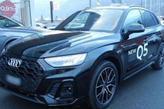 奥迪新款Q5到店实拍！搭2.0T+12伏轻混+四驱，内换12.3英寸大屏