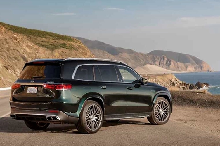 与迈巴赫仅“一标之差”，无需加价还便宜一半，这款车真香