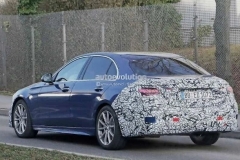 全系标配满天星，全新奔驰C级曝光，内饰豪华感不输奔驰S级？