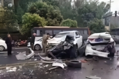 都撞成这样了，这些品牌的车还好意思说自己获得碰撞测试五星？