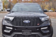 福特全新探险者ST海外实拍，配双边四出排气，采用6座布局