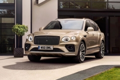 宾利新添越插电混动版发布 纯电续航可达约50公里