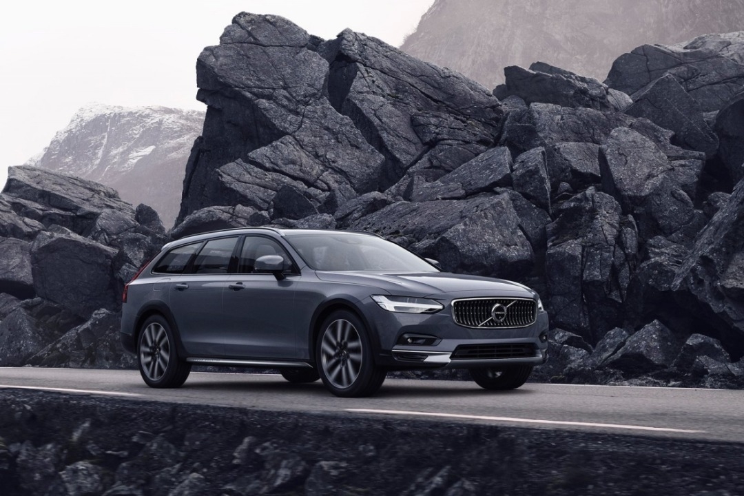 过年买车最佳选择！这4款豪华车不仅性价比不输BBA，颜值还高