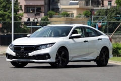 上市前各种翘首以待，上市后销量寥寥，两厢思域被键盘侠忽悠了？