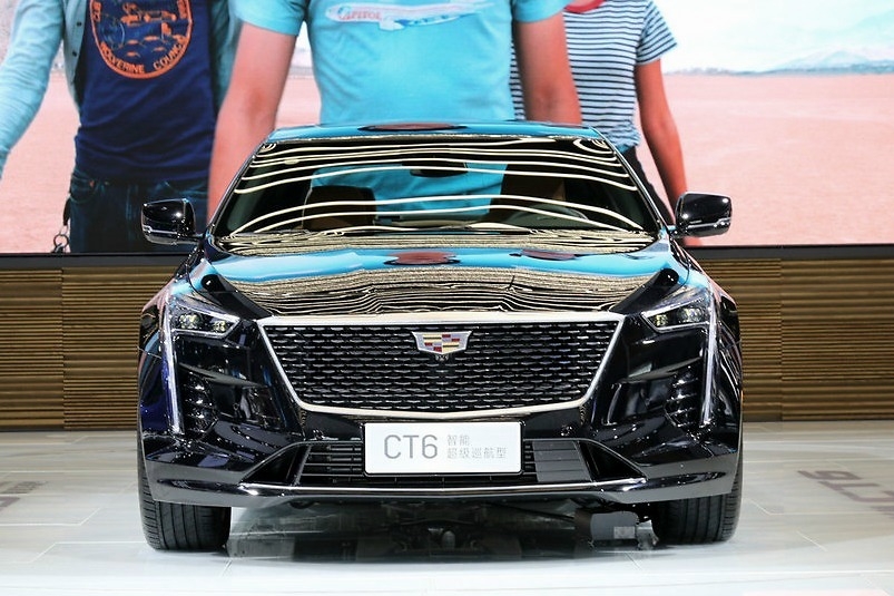 凯迪拉克CT6最高优惠10万元，不比奥迪A6L香吗？