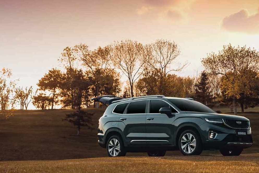 7座大尺寸SUV全面盘点，这款不到14万级国产SUV最值得开回家？