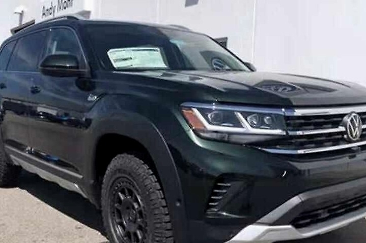 比汉兰达更霸气，搭载3.6L V6发动机，途昂越野版来了