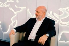 大众工会主席结束新冠隔离已复工