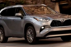 全新汉兰达面世两年了，国内却还在更新老款，是神车还是敷衍？