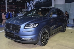 预售起步价只比汉兰达顶配贵5千，国产航海家值不值？