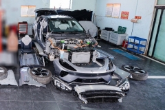 ARCFOX阿尔法T拆解测试 深度揭秘安全可靠性的根源