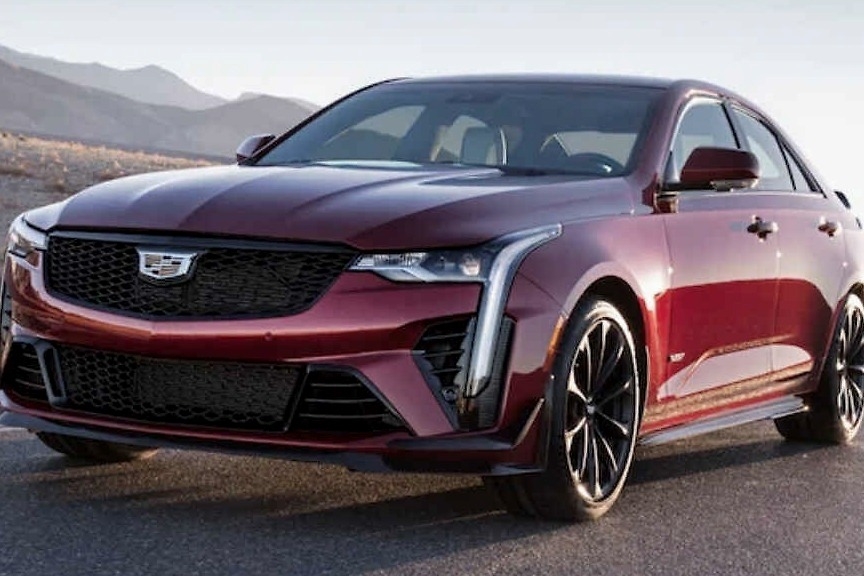 能追高铁！这美国品牌推两款新车 居然是V8+手动挡？