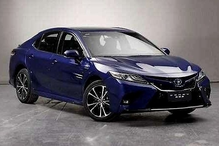 中期改款凯美瑞曝光！内饰配悬浮屏，新增光辉银配色