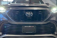 全新丰田汉兰达XSE海外实拍 外观更运动/搭3.5L发动机