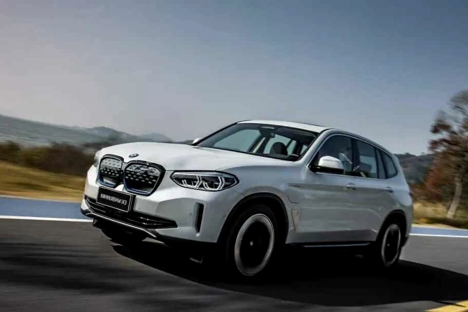 直怼Model Y！宝马iX3官降7万元！起价39.99万元