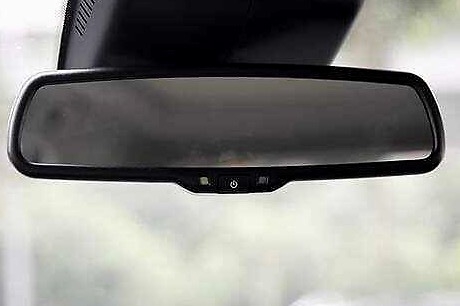 司机嫌弃的这几个功能 可能开到报废都没用过