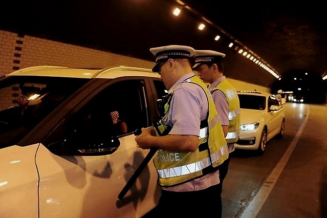 交警：春运严查私家车，车上带这4种东西最高扣12分