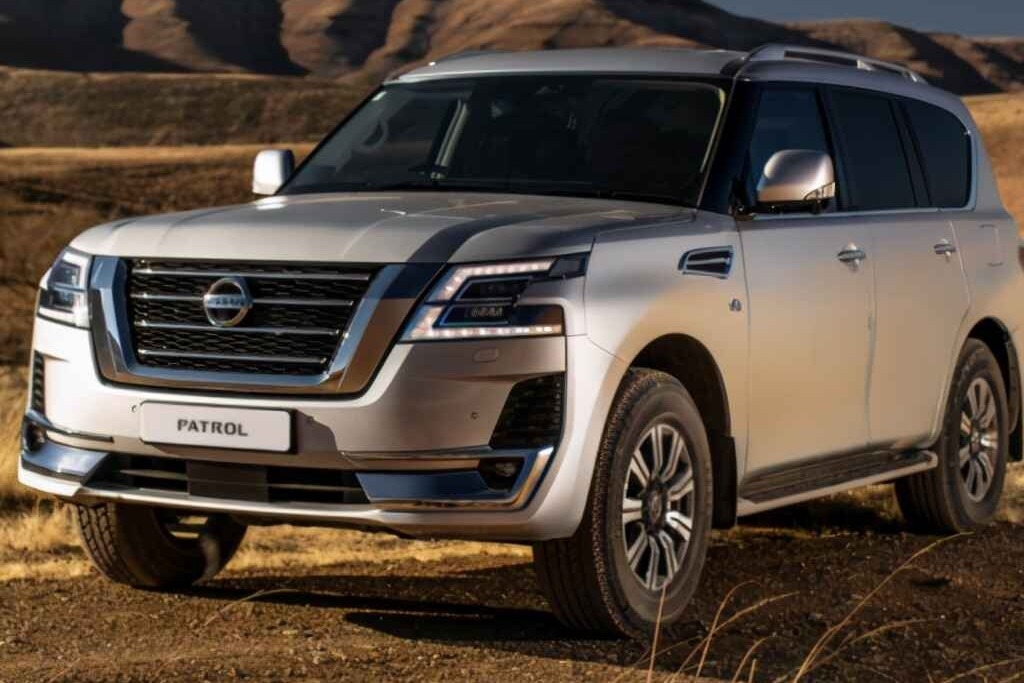 比普拉多气派多了，车长过5米，配V8动力系统，或44万元起售