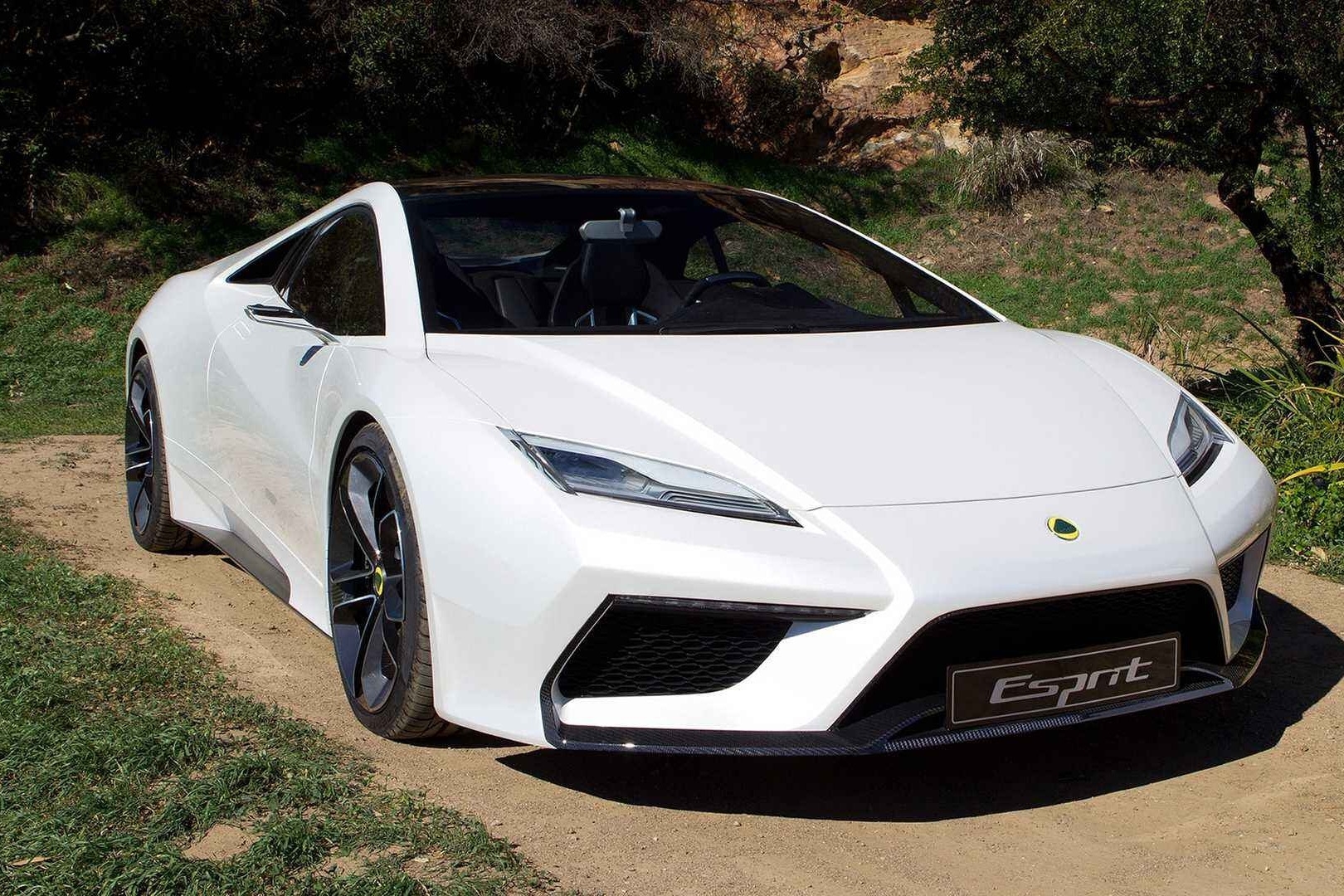 李书福的“平民跑车”来了，气势不输兰博基尼，或搭3.5L V6引擎