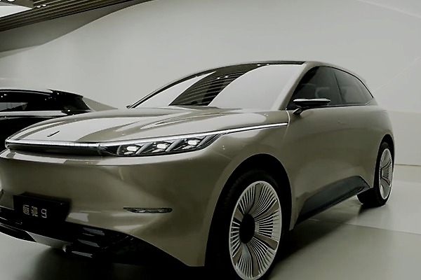 恒大汽车又出新品 恒驰7、8、9正式发布 神似大众ID