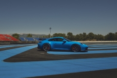 初五迎财神 保时捷这波操作赢了