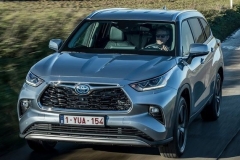 想买SUV的朋友别着急，不妨等等这几款，除了汉兰达更有猛料