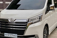 丰田“大号埃尔法”实拍！搭3.5L V6发动机，内饰还配航空座椅